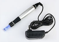 สีดำและสีเงินดอกเตอร์ปากกาอัตโนมัติ Microneedle ระบบเครื่องไฟฟ้า Vibrating ปากกา